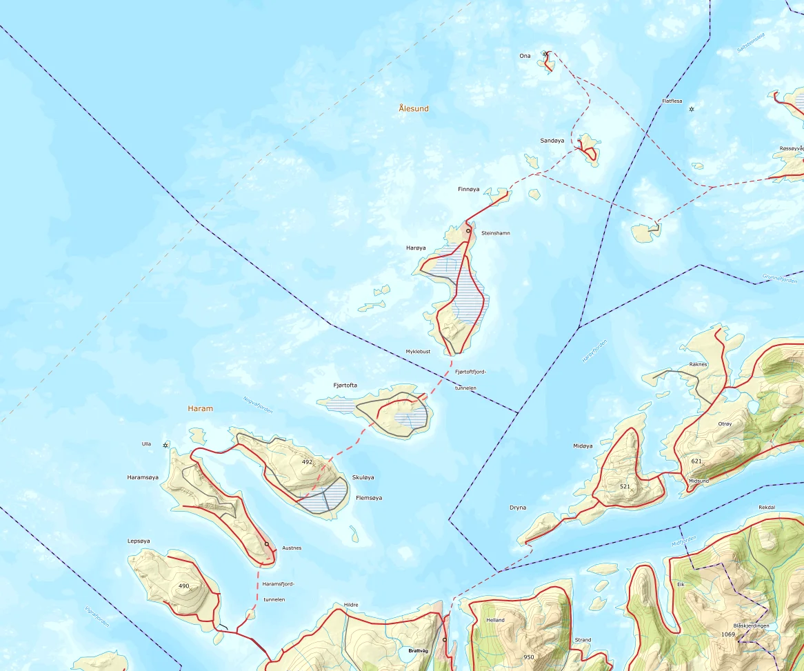 Topografisk oversiktskart frå Lepsøya i sør til Ona og Sandøya i nord. Vel ei øy for å utforske vidare.